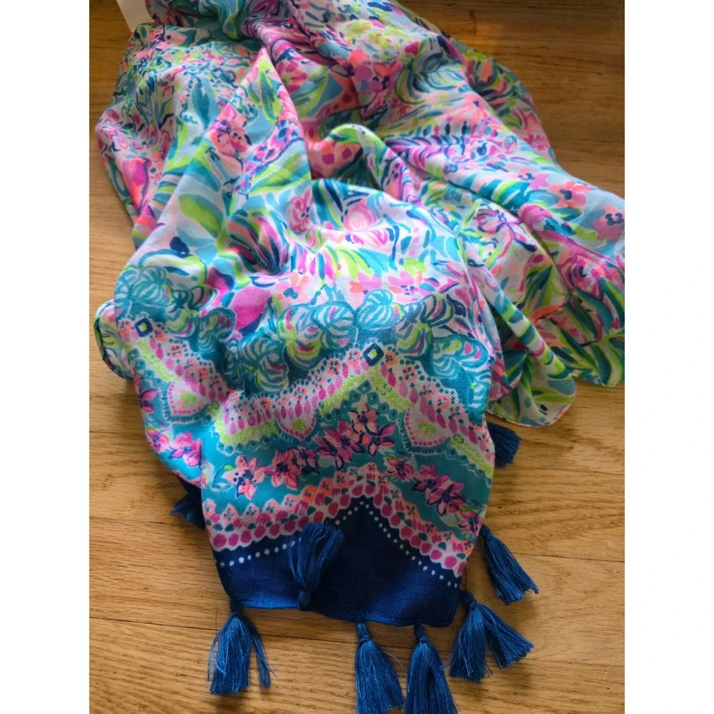 Lilly Pulitzer Resort Scarf Lillys Favorite Things Engineered Tassel Scarf NIB